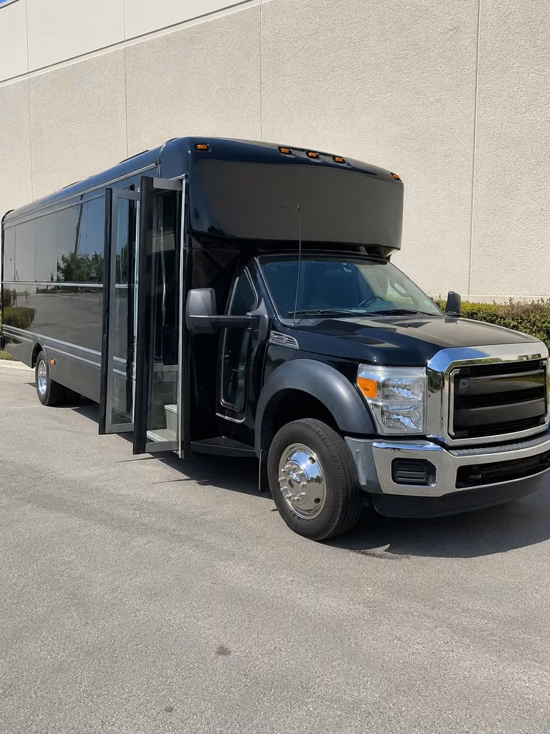 bus rentals for winter garden concerts music festival