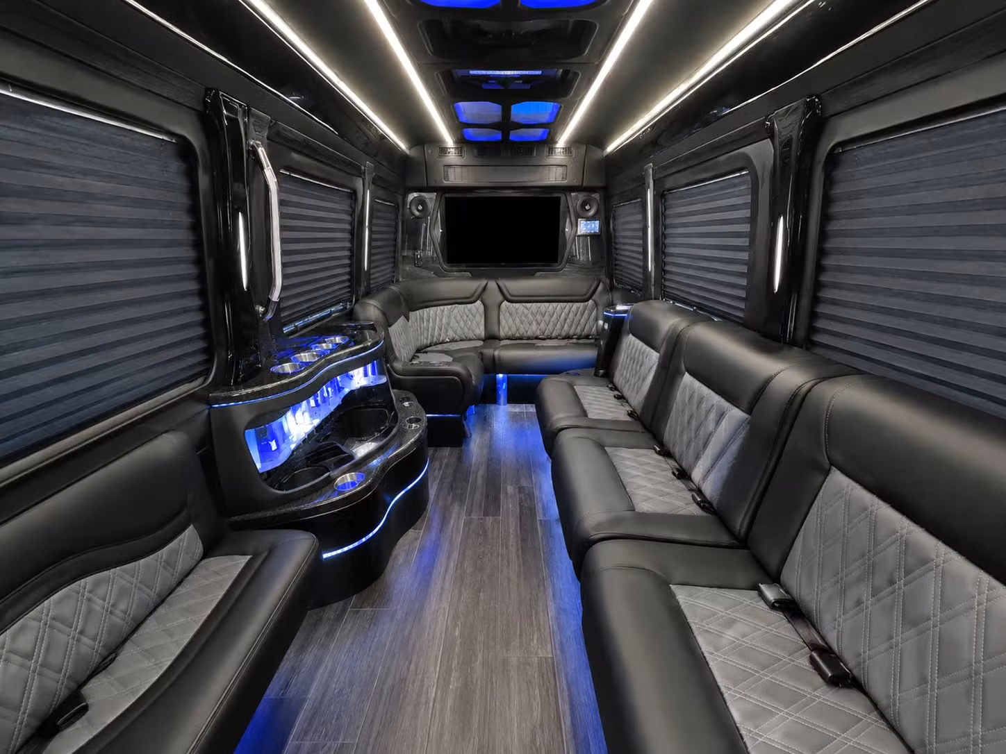employee transportation for winter garden construction and worksite groups