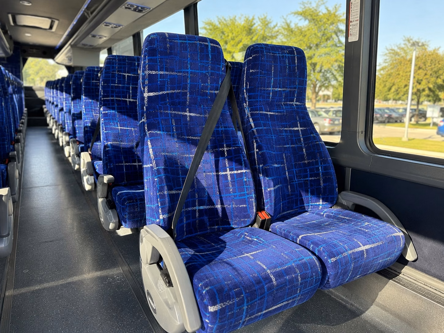 moving out of town wedding guests from mco to winter garden is simple with a charter bus