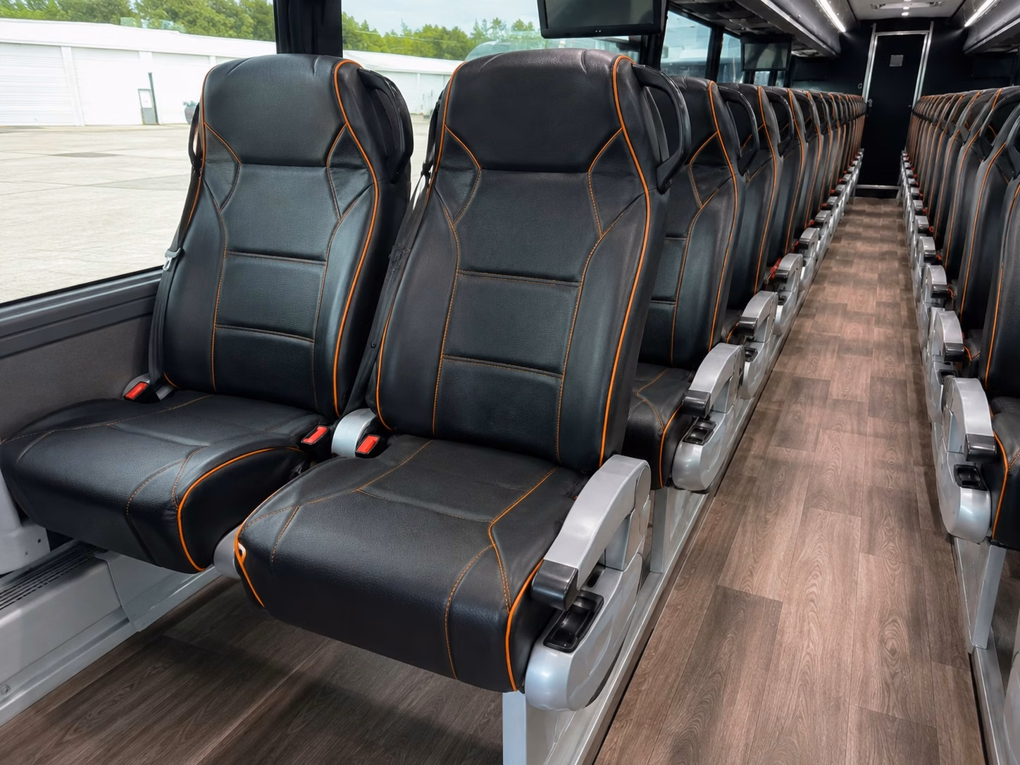 wedding shuttle services transportation in winter garden